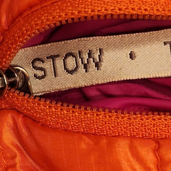 The North Face womens flash dry polyester puffer jacket. Size L - Picture 5 of 7